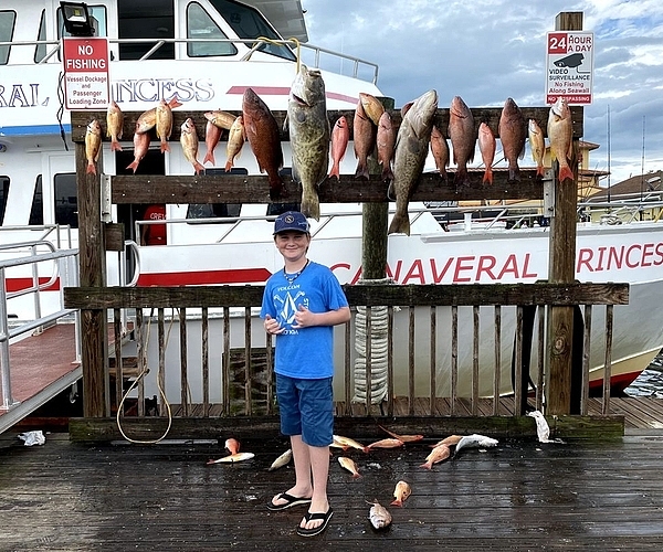 What Makes Port Canaveral Fishing Trips From Daytona Beach a Local Favorite?